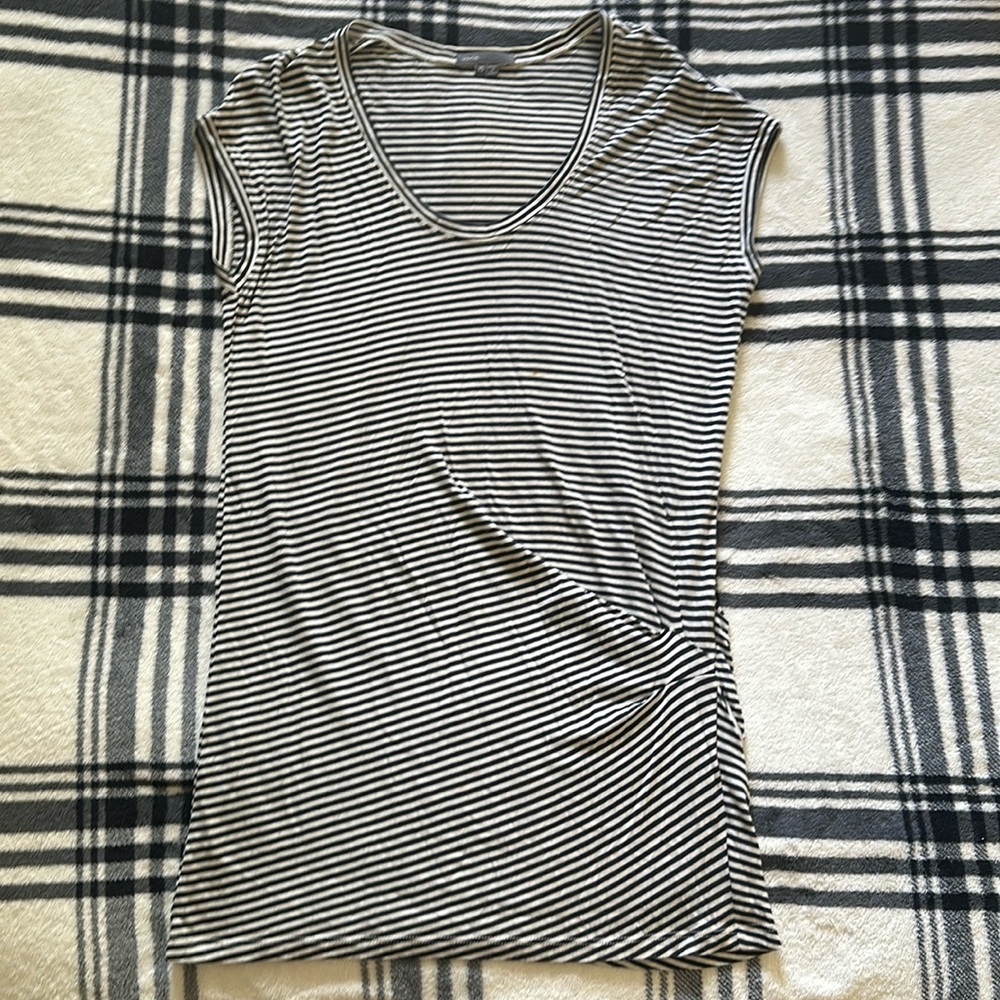 Vince vneck striped navy white cinched tunic size xs